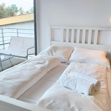 Rooftop Apartments - Modernes Studioapartment Fuer 3 Personen Langenau Exterior photo